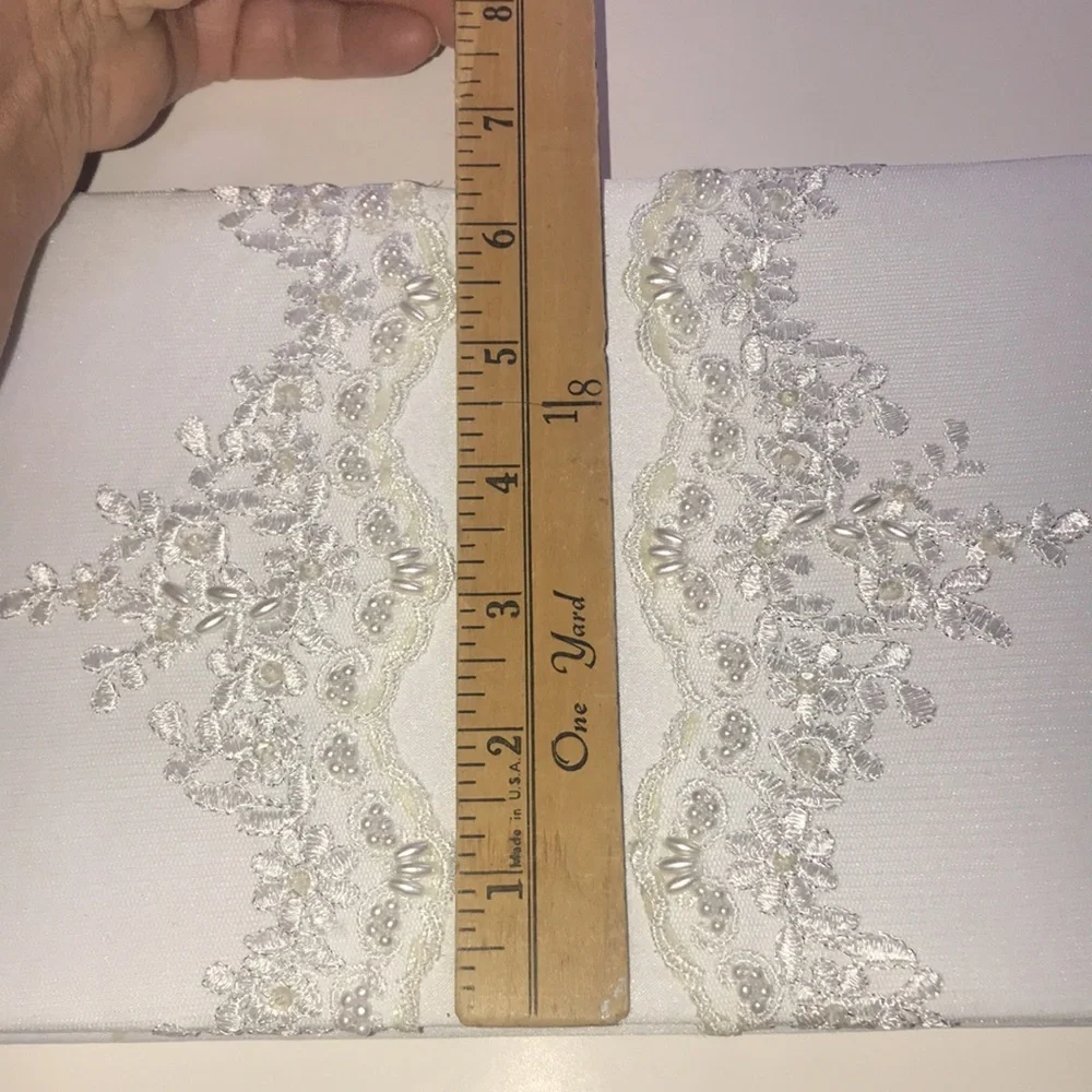 NWOT White Wedding/Party Guestbook